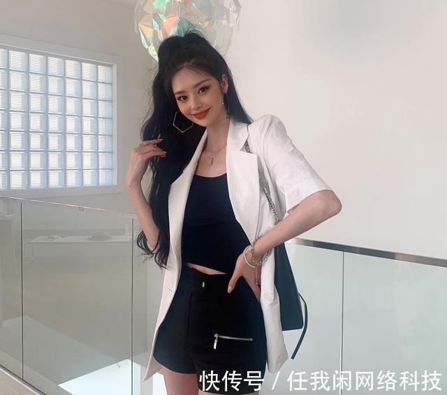 穿搭|#OOTD# 日常通勤穿搭法则,黑白搭