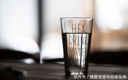 魏茂国:一泡尿就知你的肾好不好,伤肾的7种行为你有吗