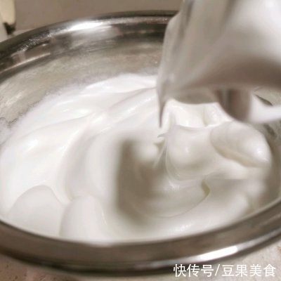 可可蛋糕卷|颜值爆表的抹茶蛋糕卷面包