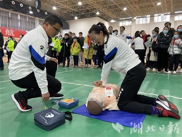 教育|武汉中小学师生救护技能“大比武”