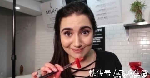 小姐姐 200支口红,混合起来是什么色号?网友:颜色也太美了吧