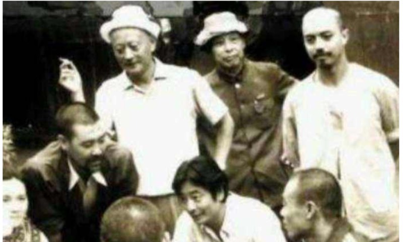 过程|此特务潜伏8年,因在伪装的过程暴露马脚,被判15年