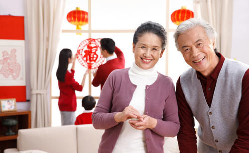 建議中老年人，若不差錢年貨就備這幾樣，好吃不貴，勝過花生瓜子