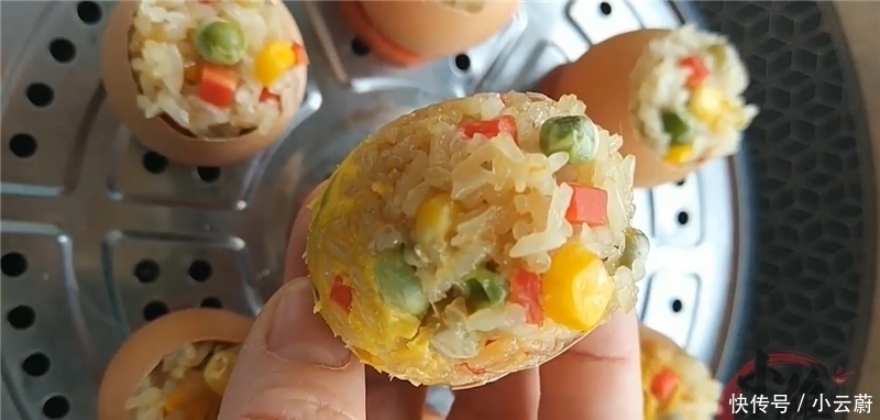 鸡蛋吃了25年，这做法还是第一次见，营养解馋，10个鸡蛋吃不够