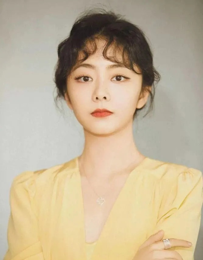 岳晓琳：圆脸、长脸、方形脸分别适合什么样的发型？