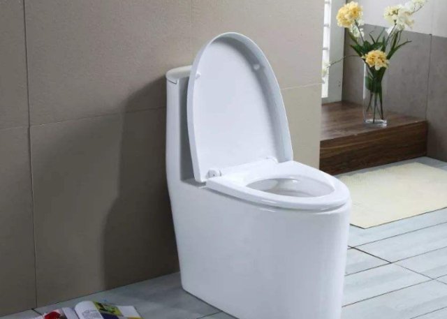 温床|此些是“黄曲霉素”的温床,平时喜欢藏在卫生间里,早知道早受益