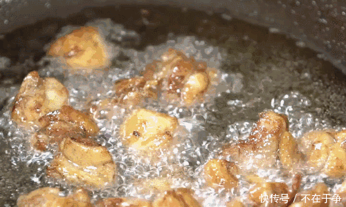 绝配|鸡肉跟它才是绝配!这么做辣到喷火~