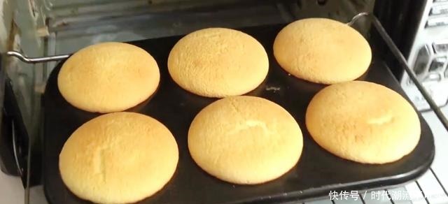 家庭版蛋黄派,香甜绵软,奶香味浓郁,自己做无添加,孩子特爱吃