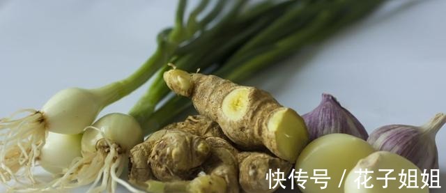 保鲜袋|葱姜蒜这么保存，让你做饭更简单！
