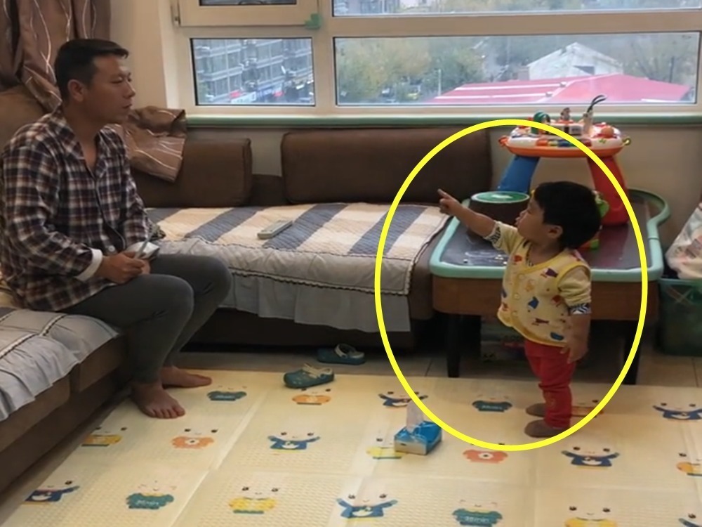 小棉袄|妈妈:关系再好的小情人,也有吵架的时候,网友:宝宝太可爱了