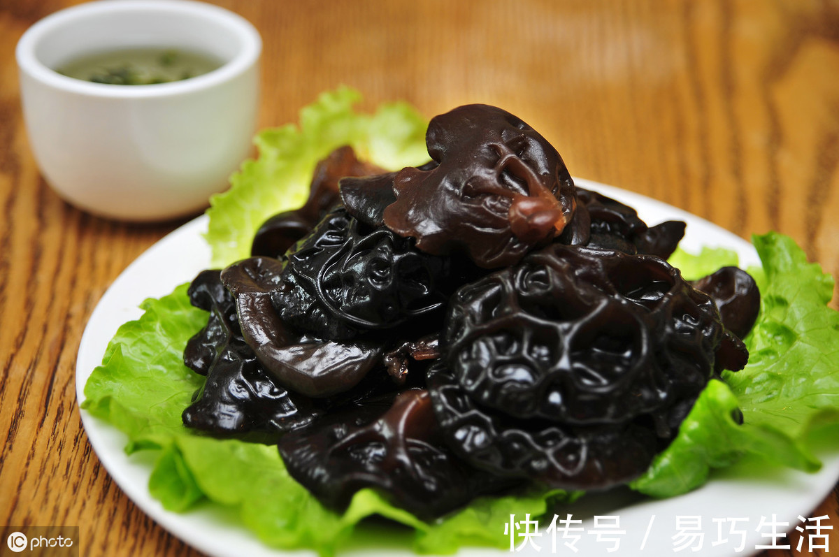 食物|头发白发，有可能是缺乏营养，3种食物帮助恢复，吃一种也好