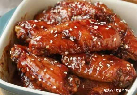 炸鸡翅|再贵也要给孩子吃的菜,喷香馋人,促进大脑发育,关键孩子特爱吃