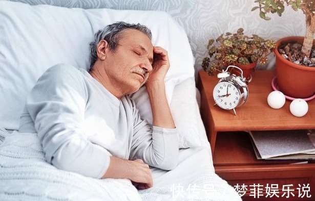 失眠多梦|为什么一到凌晨3、4点就自然醒呢?医生告知:4种病可能会发生