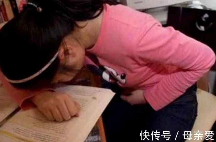 肚脐眼|肚脐眼里的“泥”到底是什么,抠了肚子会漏气?听听医生咋说