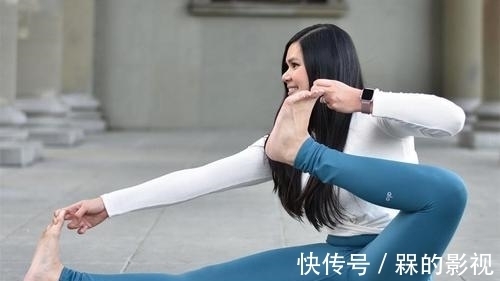 瑜伽|背越来越厚,腿越来越粗?不是胖了,你需要用瑜伽这样拉伸