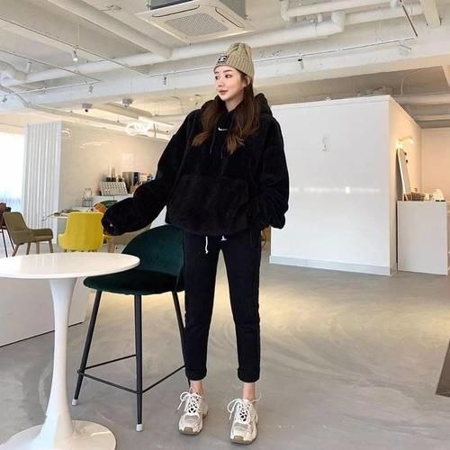 “奶奶裤+大衣”、“奶奶裤+羽绒服”才是真的时尚感十足!