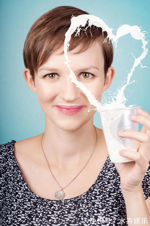 豆浆和牛奶能否混着喝谁更有营养营养师告诉你真相