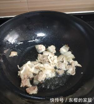 下饭的素菜菜谱，干锅娃娃菜，简单美味营养，吃了还想吃，超下饭