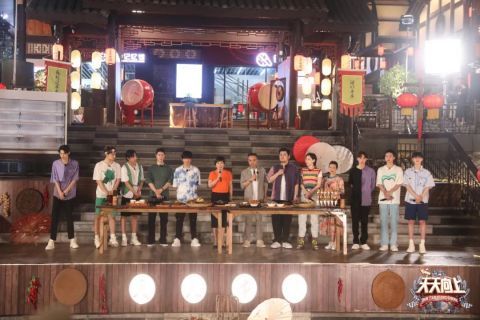 所在地|美食研学季暑期再升级,《天天向上》走出演播室持续绘制中国美食文旅版图