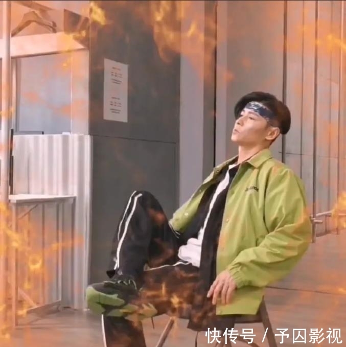 周延|男明星做飯被發現鍋里空蕩蕩,表現很敷衍連假裝炒菜也懶得假裝