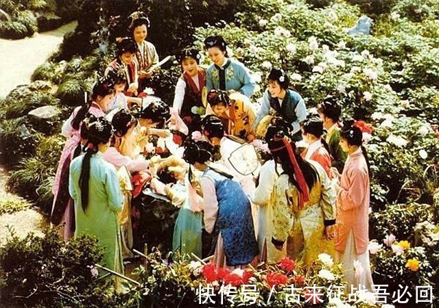 贾雨村|红楼梦:有一个从未出场的人物,决定了四大家族命运走向