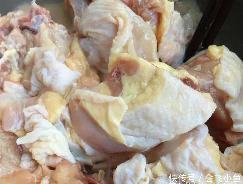 爽滑|家常版大盘鸡,爽滑麻辣香味醇厚,无敌下饭,好吃到汤汁都不剩