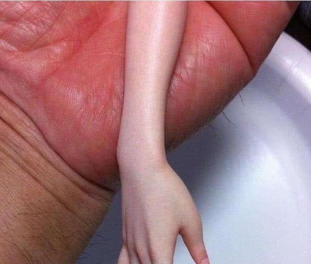 手办|这几款手办太实用了,不仅可以压泡面,还能当膝枕躺着睡觉