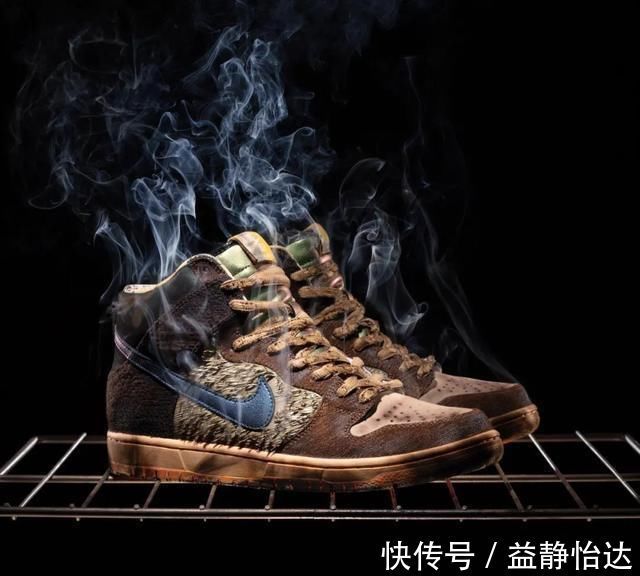 nike 买齐今年所有DUNK直接破产?Nike如何将消费陷阱挖得明明白白?!