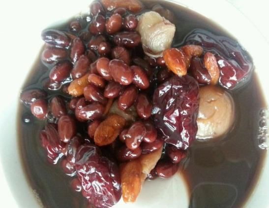 补血|此物是“天然补血王”,比红糖水都管用,女人常喝,40岁后不显老