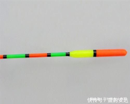 粗尾|用加粗尾浮漂野钓,调漂不对难上鱼,老钓友解析加粗尾的调钓方法
