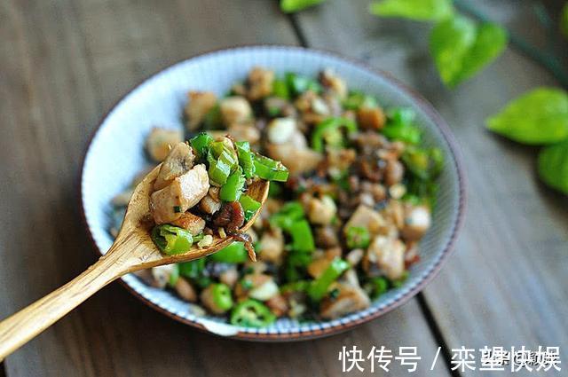 五香粉|秋天配米饭,我最爱这菜,半只就够3人吃,咸鲜开胃,天天吃不厌