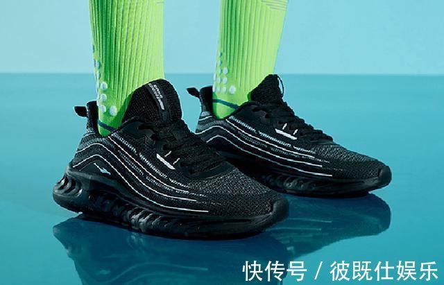 科技|国货再崛起,鸿星尔克也卖断货?最值得买的3款跑鞋,平价又好穿