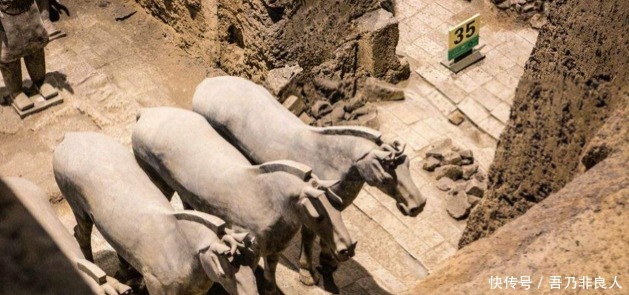 古墓挖出一把“弯剑”,残破不堪,却是世界罕见的“黑科技”国宝!