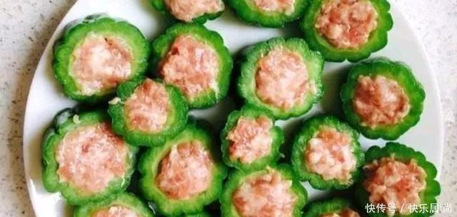 脆嫩|苦瓜的简易方法苦瓜炒鸡蛋、苦瓜酿肉,脆嫩爽口,清热解暑