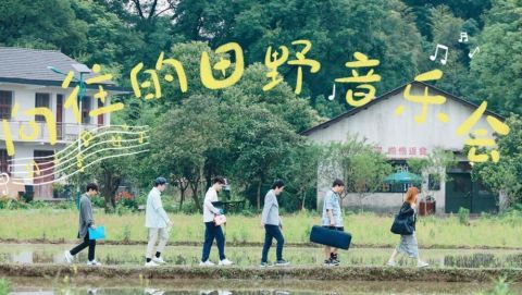 蘑菇屋|张艺兴湘江水舞台燃炸应该感谢黄渤，但黄渤最担心的事还是发生了