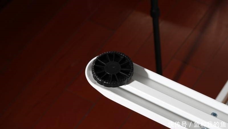 升降|我的梦想桌面,简约大气、智能升降,乐歌E5电动升降桌体验