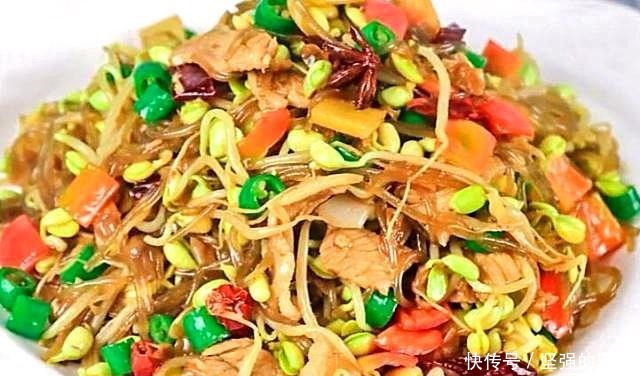 豆芽菜炒粉条,好吃有诀窍,记住这两点,清脆劲道不坨块