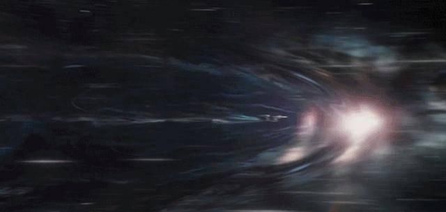 曲率驱动引擎——人类突破光速的新方案？