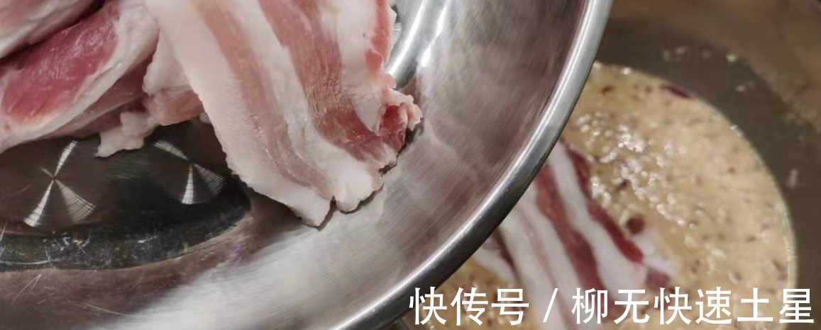 五花肉片|无法超越的五花肉下酒菜,香而不腻,做法简单,一口一块真过瘾!