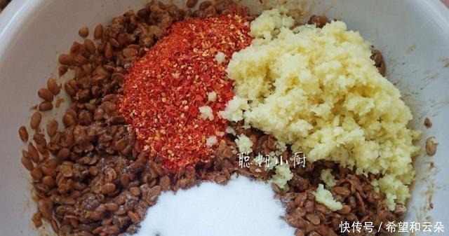 我妈妈做的盐豆,用了40年,有一种独特的味道,忘不了家乡美味