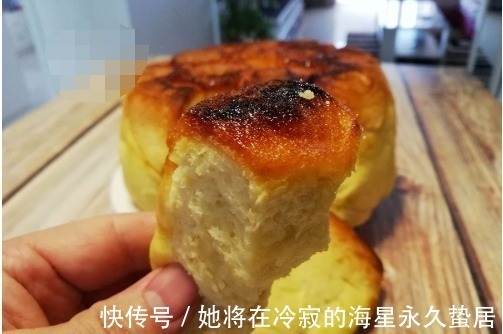 面团|红薯独特做法，加一个鸡蛋，不用烤箱，女儿说比买的面包还好吃