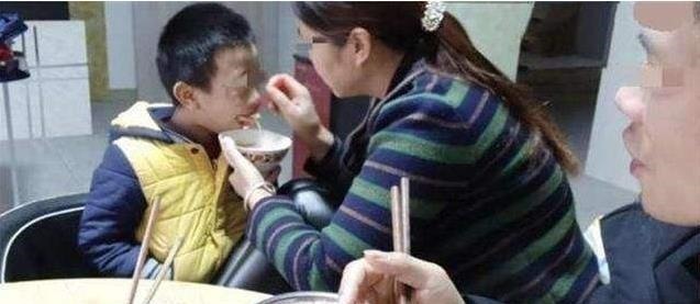 宝妈|宝宝不好好吃饭,那是因为父母没有用对方法,以下4点必须要了解