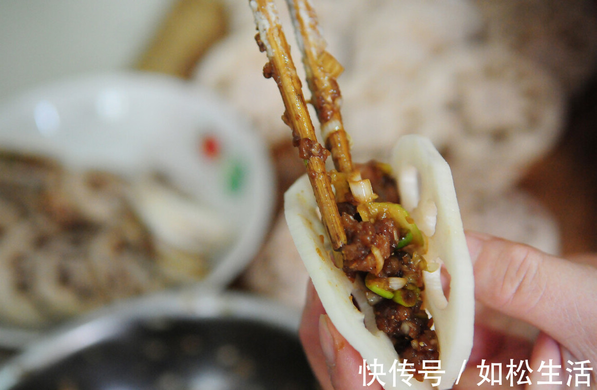 肉馅|炸藕盒时，学会这样挂糊，外酥里嫩不油腻，比饭店做的还好吃