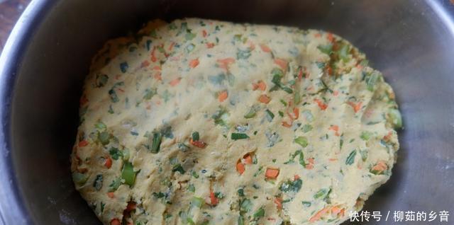 胡萝卜|玉米面这样做不但营养更加丰富,口感又松又软,而且颜色鲜艳亮丽