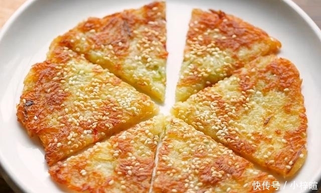 早餐|土豆丝不要炒菜啦,一搅一拌做成早餐饼,焦香酥脆,5分钟出锅