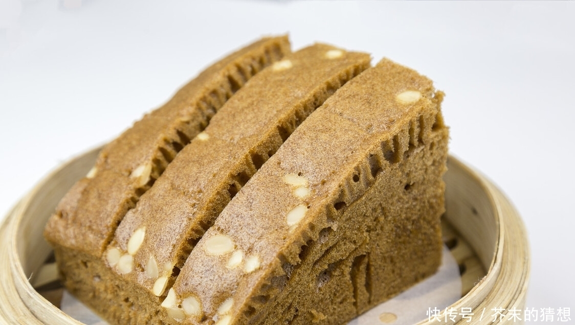 想吃马拉糕,不用去茶楼了,教你自己做,蓬松柔软,不沾刀不粘牙