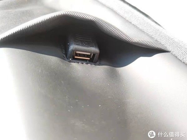 侧袋|地平线8号零感背包，市内出行好伴侣