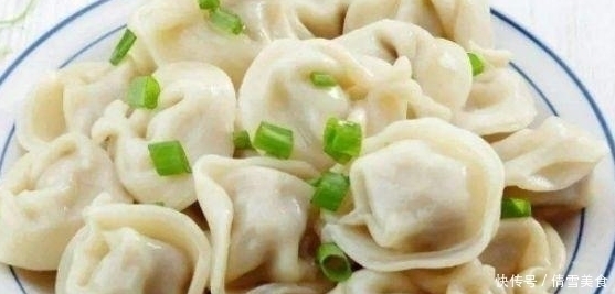 饺子换一种包法,婆婆说我太随意,可上桌后她连吃50个才过瘾!