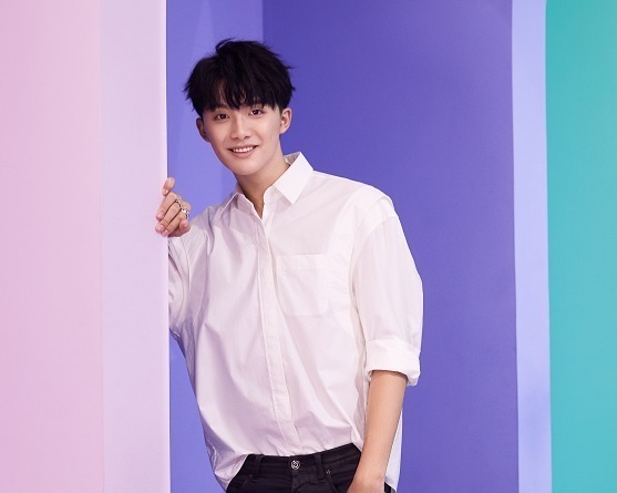 愛豆|為愛退圈!《青你》沈群豐官宣戀情,《偶練》張晏愷自稱老百姓