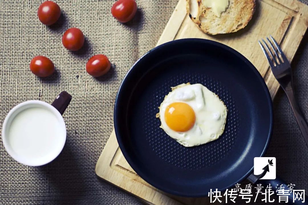 鸡蛋这样放冰箱,秒变毒蛋!10 个鸡蛋小知识一次说清,第一条就很有用